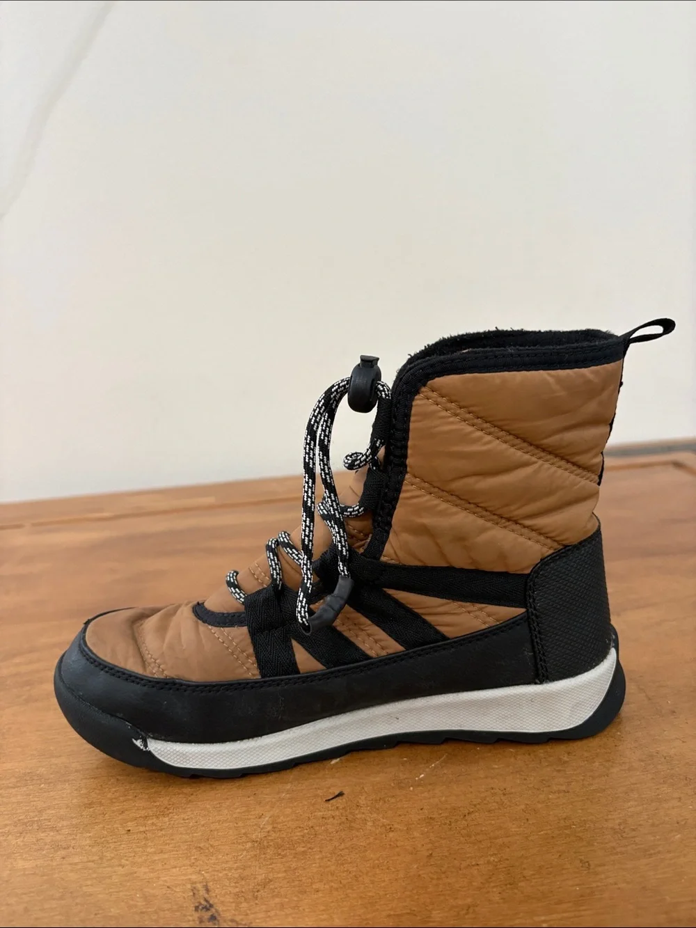 Sorel Snow Cinch Tie Boots Size 3